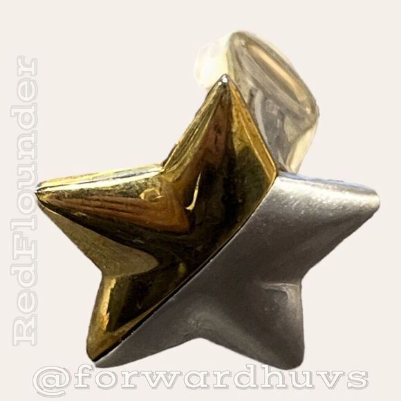 Bundle Sale 3 for $15 | Two-Tone Star Shaped Clip-On Earrings - Picture 4 of 9